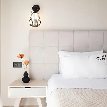 Apartman Manthos Beachfront Apartments, By Zantewize