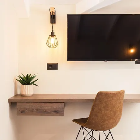 Manthos Beachfront Apartman *