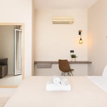 Apartamento Manthos Beachfront Apartments, By Zantewize *