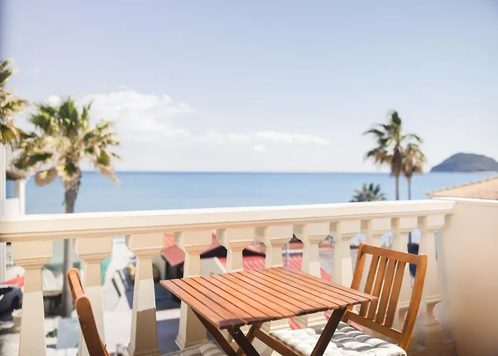 Manthos Beachfront Apartments, By Zantewize